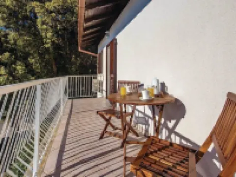 Holiday Home Sea View Hoteles en Brseč