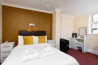 Palm Court Hotel Hotels in Ormesby St. Michael
