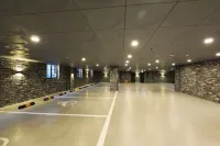 SR設計飯店 - 停車場