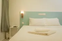 Nala Island Village Hotels in Maafushi