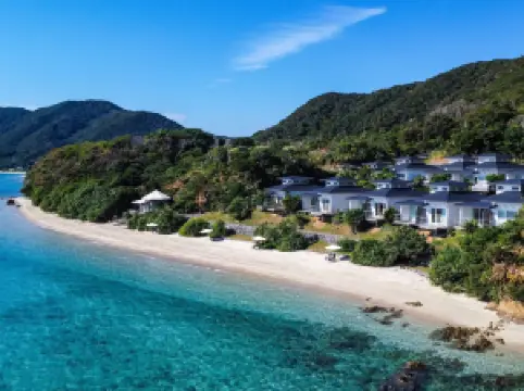 네스트 앳 아마미 비치 빌라