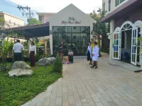 Ploy's Pearl Hotel - Afhentnings-/afleveringstjenester