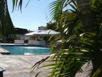 Castaways Resort and Suites - Kolam Renang