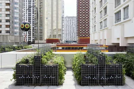 Yooma Urban Lodge Tour Eiffel Отели рядом с достопримечательностью «Лебединый о.»