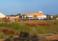 Grand Hotel Hotels near Minot State University
