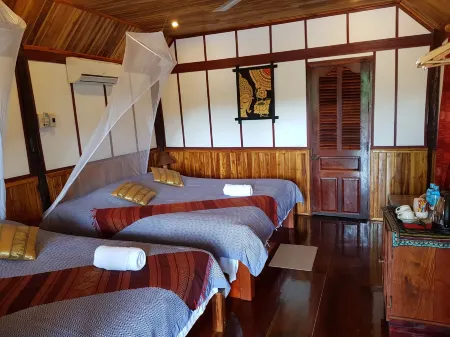 Thongbay Guesthouse