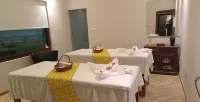 Royal Orchid Resort & Convention Centre, Yelahanka Bangalore - spa