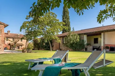 Country House le Case Coloniche Hotels near Fontana di Piazza Garibaldi