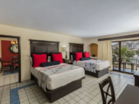 マリーナ フィエスタ リゾート & スパ ロス・カボスのホテル