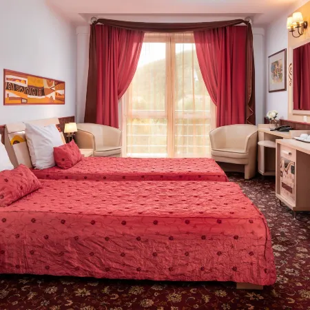 Grand Hotel