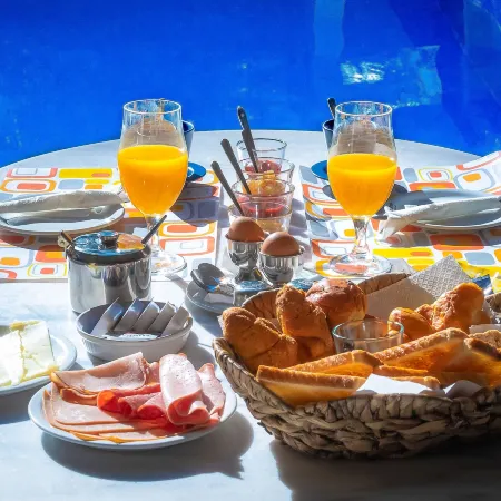 Apollonia Hotel Apartments