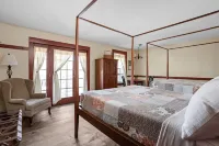 Artists Colony Hotels in Brown County