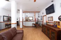 The Rialto Hotel
