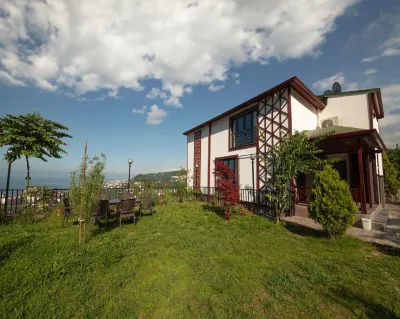 Royal Villa Hotels in Arsin
