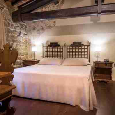 Castello di Monterone Rooms