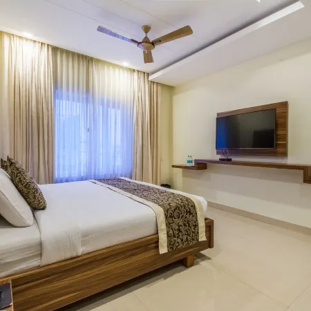 Ostin Viceroy Grand
