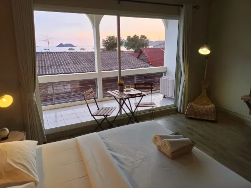 Sattahiptale Boutique Guesthouse & Hostel Hotels in Amphoe Sattahip