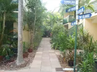 City Gardens Apartments Hotels near Aquascene
