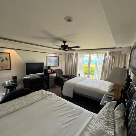 Hotel Coral Reef