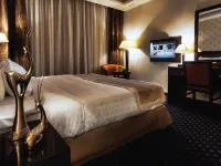 Seven Roses Hotel Hotels near Modern American School