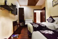 Hotel Kama International Hotel dekat Gorakhnath Temple
