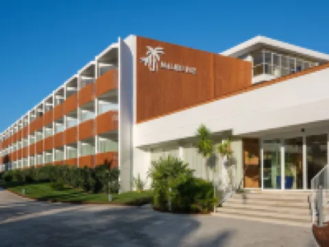 Malibu Foz Hotel - la Maison Younan Hotels in Figueira da Foz