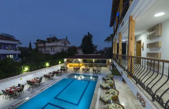 愛茉莉特基羅瓦酒店