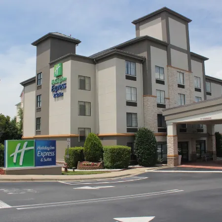 Holiday Inn Express & Suites CHARLOTTE-CONCORD-I-85 by IHG