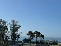 Elegant but practical retreat to maximize your enjoyment in beautiful HMB