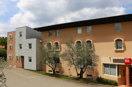 Ibis Aubenas Отели в г. Ардеш
