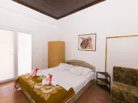 Apartments Irena Hotels in Tkon
