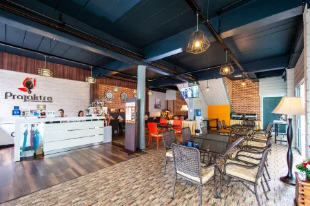 Prajaktra City Hostel Отели рядом с достопримечательностью «Nong Prajak Park»