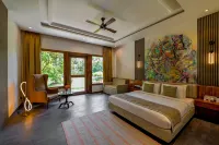 Tarangi Resort and Spa - Pool