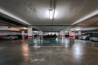 Zenit Hall 88 Studios - parking