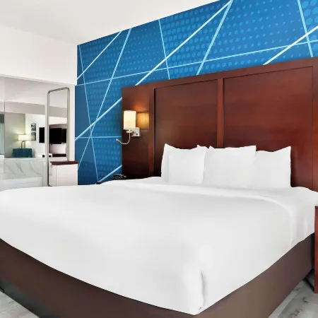 Comfort Suites Southfield-Detroit