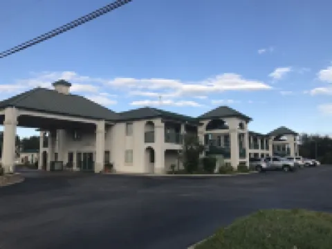 Quality Inn Hotels in Three Rivers