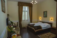 Főnix 健康度假村 奇塔爾住宿飯店