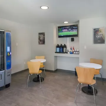 Motel 6 Saanichton, BC - Victoria Airport