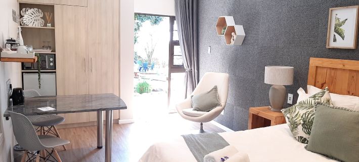 The Hillcrest Guesthouse Hotels in Amatole