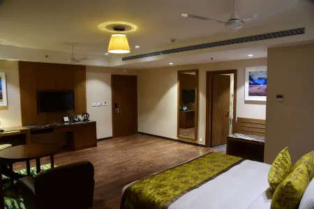 Lemon Tree Hotel Siliguri Отели в г. Силигри