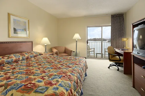 Baymont by Wyndham Hot Springs on the Lake Hotels in Lake Hamilton