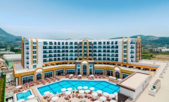 The Lumos Deluxe Resort Hotel & Spa
