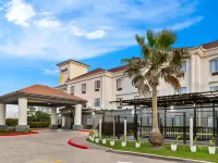 Spark by Hilton Houston Hobby Airport Hotels near Space Center Houston