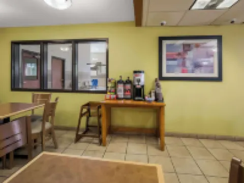 Americas Best Value Sandman Inn Hotels in Union County