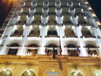 فندق جولدن توليب سيرينادا - الحمرا Hotels near Basic Outlet Stores