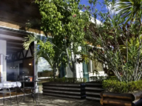 Hôtel Restaurant le Combava โรงแรมใกล้Musee de l'Art et de l'Archeologie