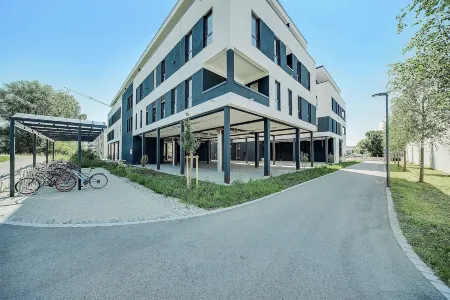 Bright: Rosenheim Aicherpark Отели рядом с достопримечательностью «Bad Aibling - Therapie & Wellness - H. Waldner»