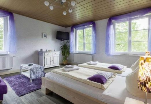 4. 크로이터바우데..