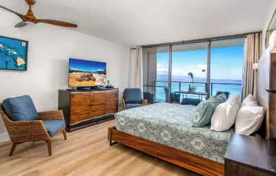 Oceanfront Kaanapali Studio Vistas