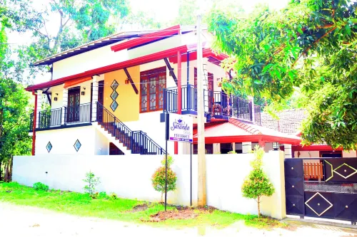 Sasanda Villa and Yala Safari Place Hotels in Debarawewa